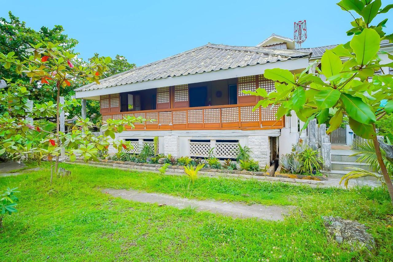 Oyo 775 Star Cove Bed And Breakfast Calaca Esterno foto