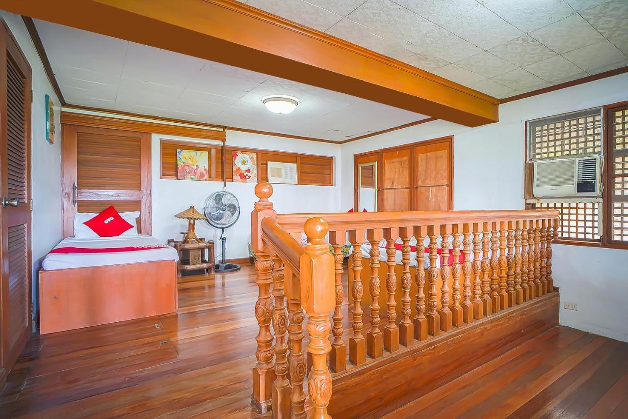 Oyo 775 Star Cove Bed And Breakfast Calaca Esterno foto