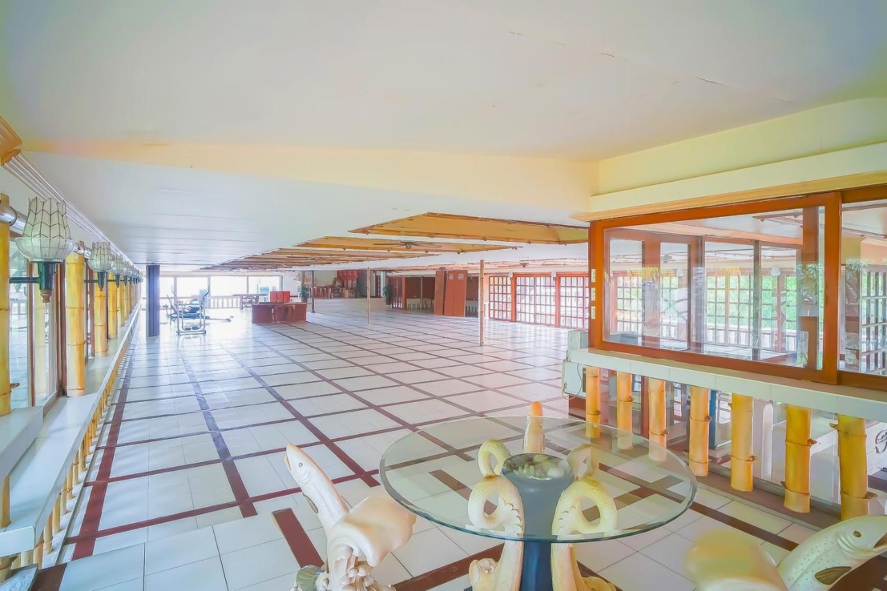 Oyo 775 Star Cove Bed And Breakfast Calaca Esterno foto