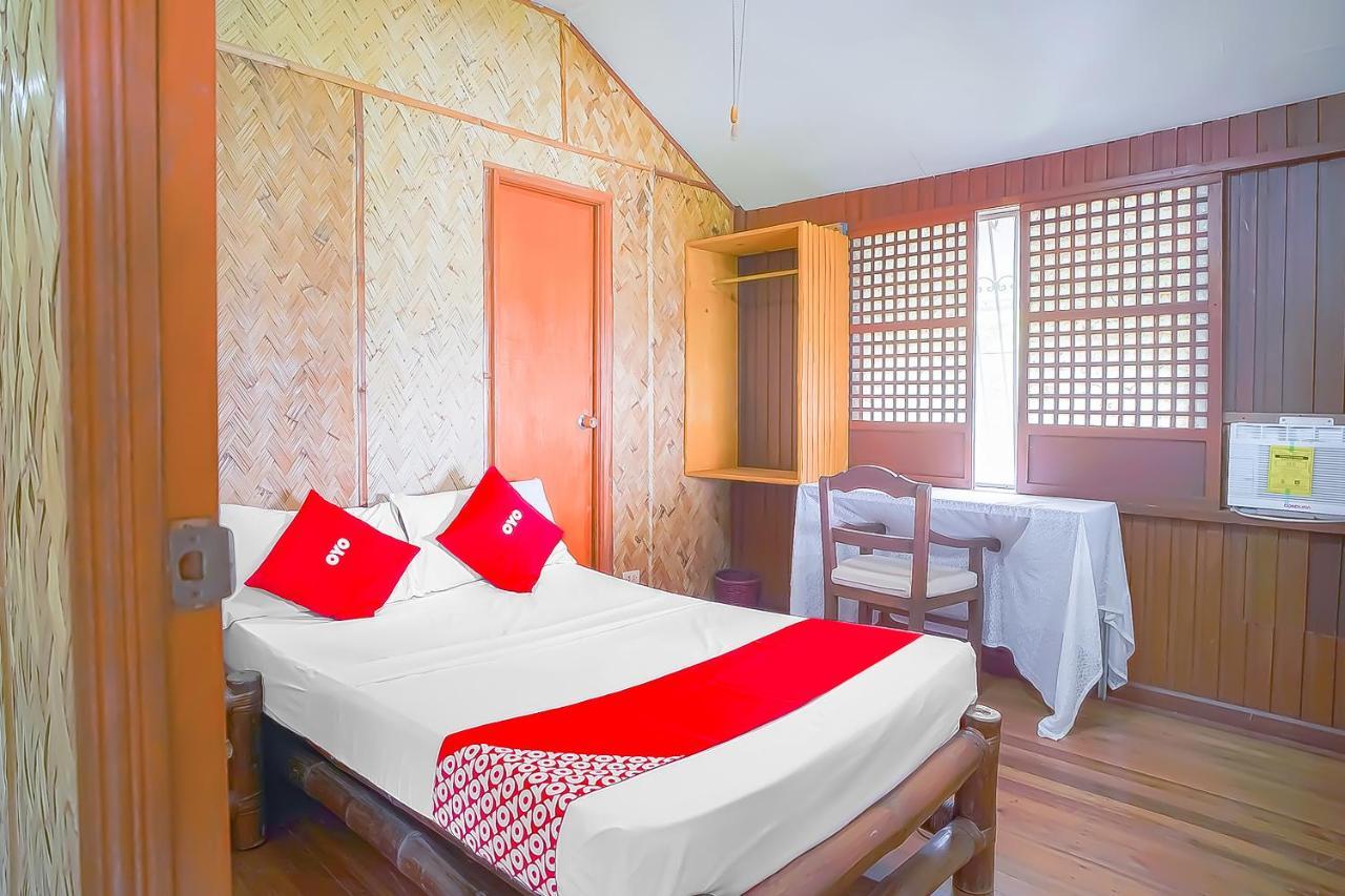 Oyo 775 Star Cove Bed And Breakfast Calaca Esterno foto