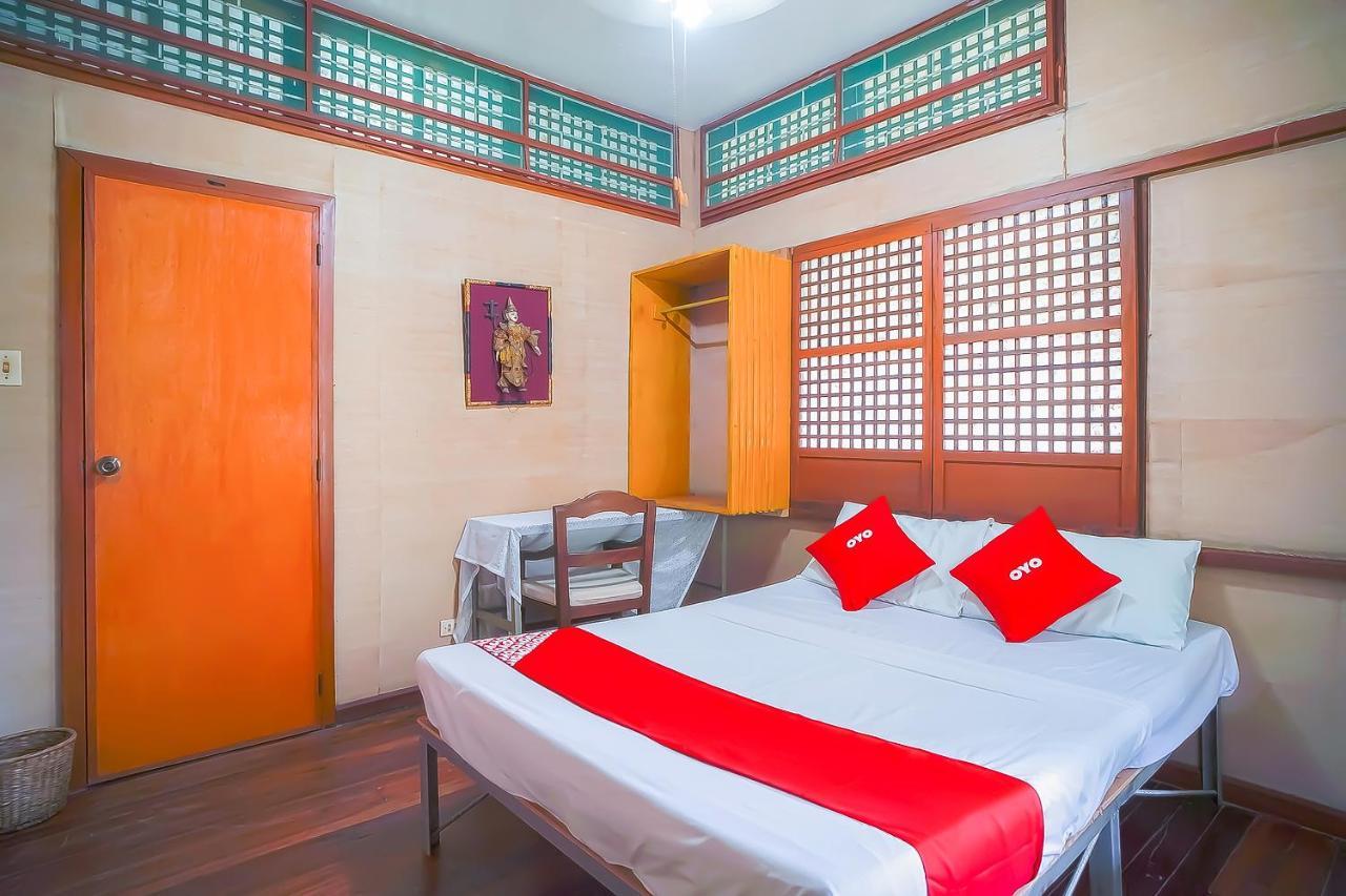 Oyo 775 Star Cove Bed And Breakfast Calaca Esterno foto