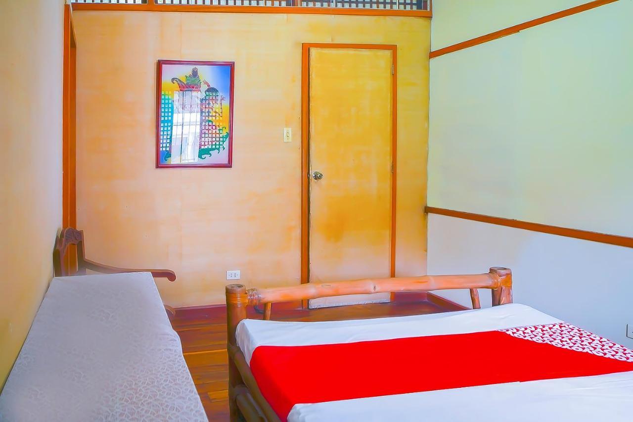 Oyo 775 Star Cove Bed And Breakfast Calaca Esterno foto