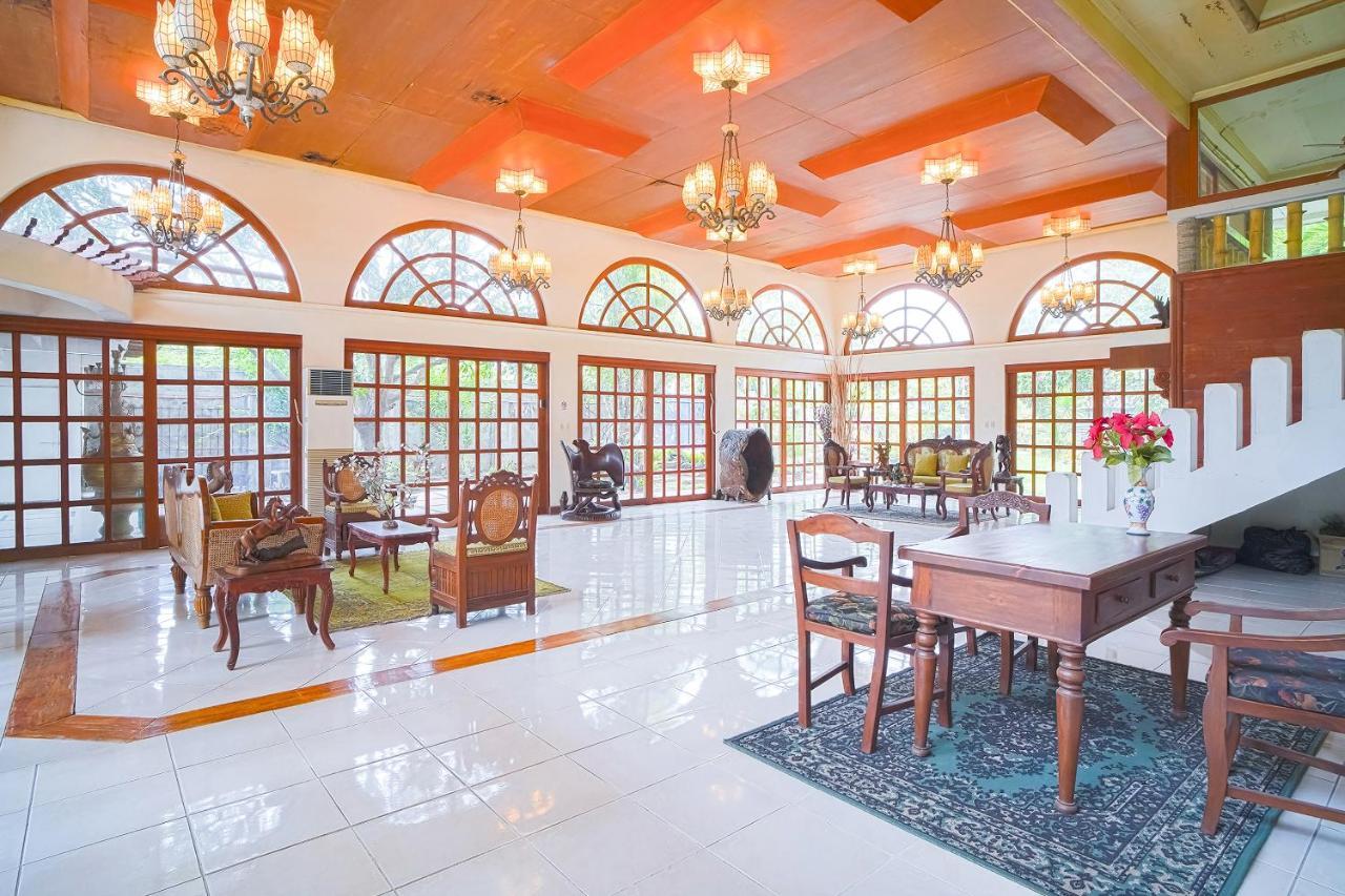 Oyo 775 Star Cove Bed And Breakfast Calaca Esterno foto
